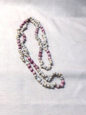 Ideal for a Purple Top *** 18 in NECKLACE *** Real Sea Shell / Mauve Beads